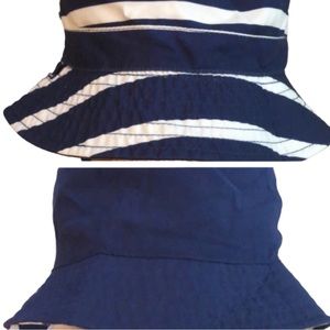 SUN HAT • REVERSIBLE • NAVY/WHITE STRIPED & NAVY BLUE SOLID • CHIN STRAP